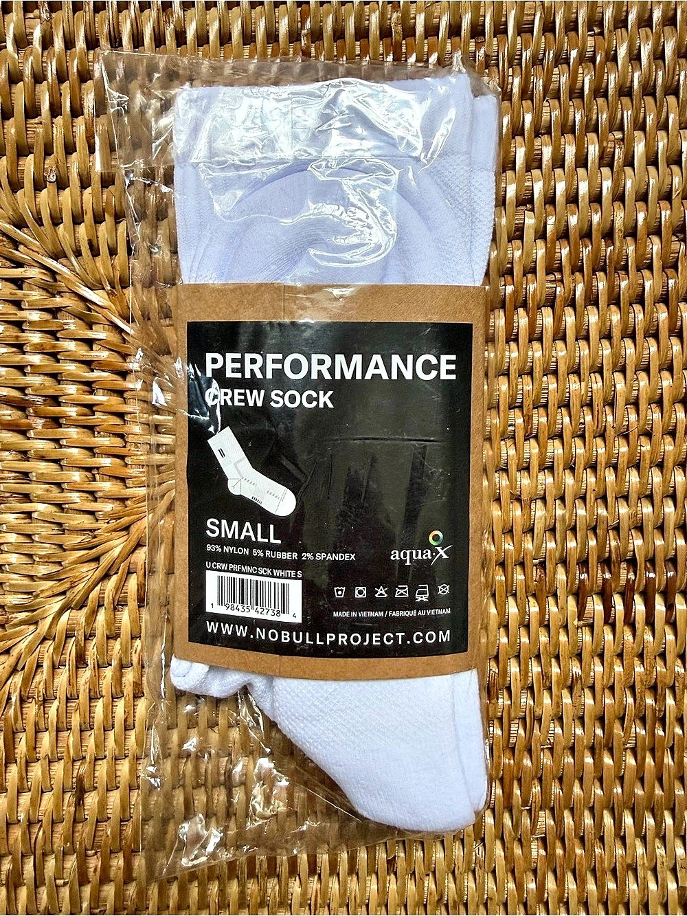 Nobull Performance Crew Sock Athletic Socks Small White, women’s